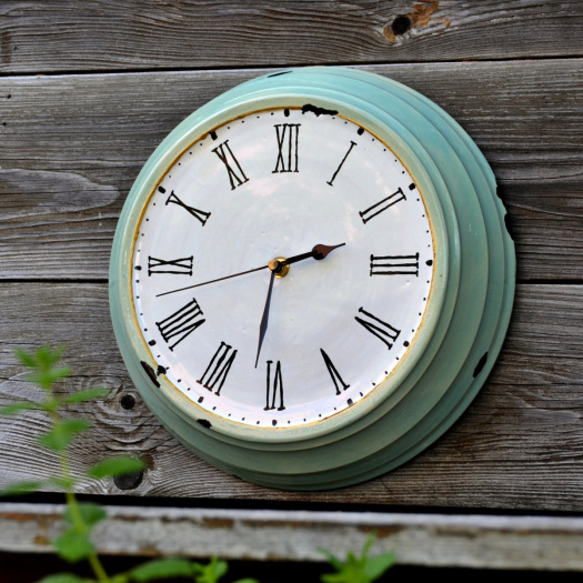 Keramické hodiny vysoké