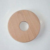Dřevěná kolečka o průměru cca. 10 cm s otvorem 3 cm