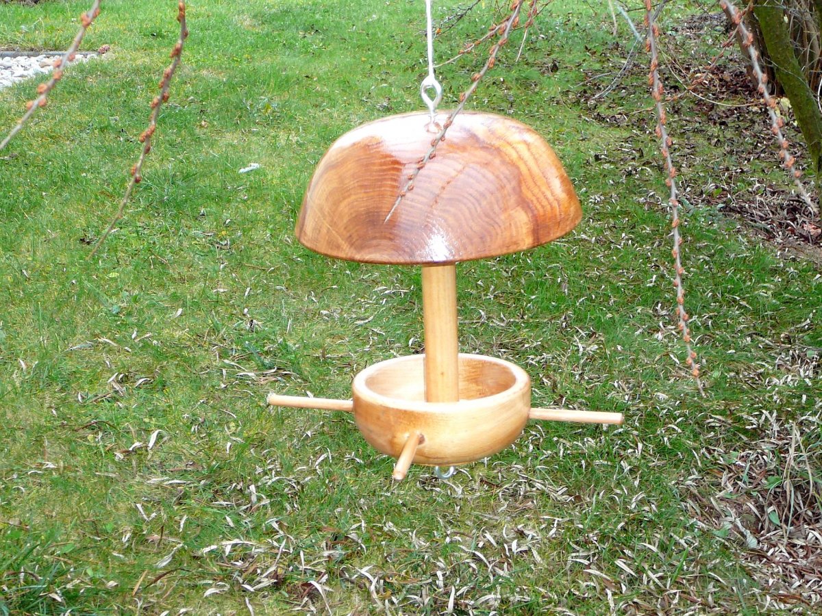 Dřevěné krmítko  02