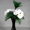 Dekorace - Bílá květina ve váze