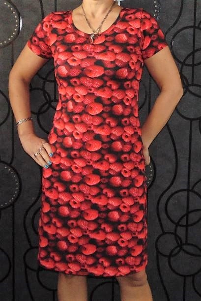 VÝPRODEJ - ŠATY MALINY (M) POSLEDNÍ KUS!