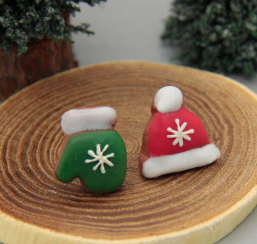 perníčky zdobené polevou .. pecičky 1,4 cm