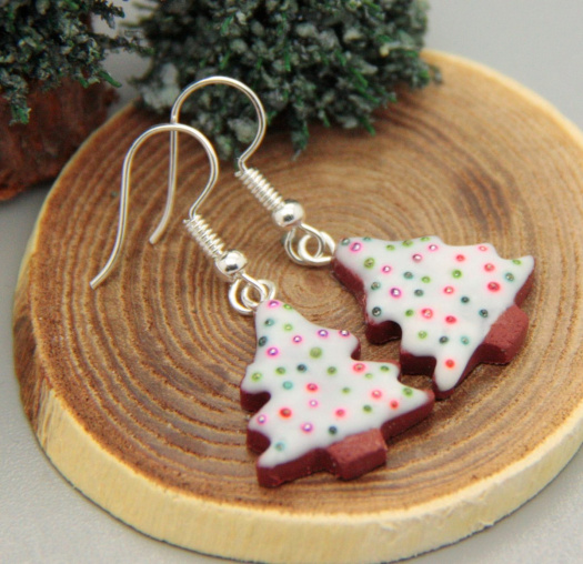 perníčky zdobené jako vánoční stromečky