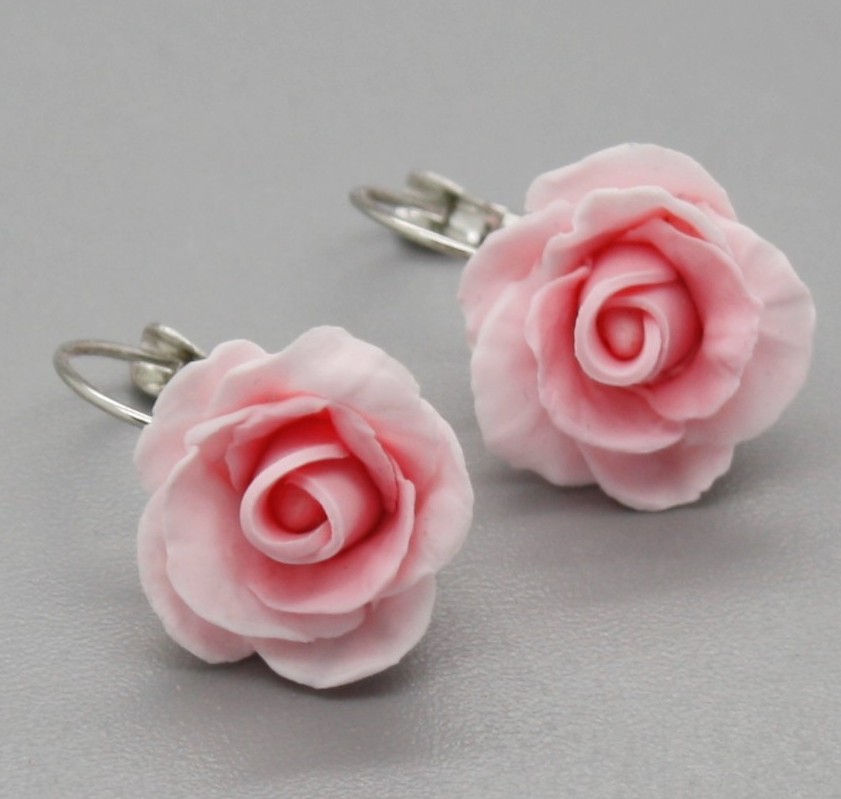 růže  .. cvakačky 1,7 cm