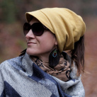 Třpytivá, hřejivá s kšiltem