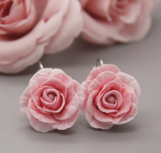 růže  .. cvakačky 2,3 cm