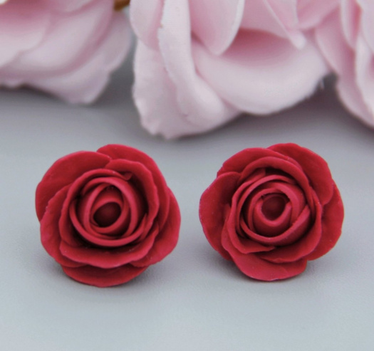 růže  .. pecky 2 cm