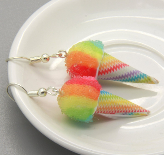 ledová tříšť duhová v papírovém kornoutku