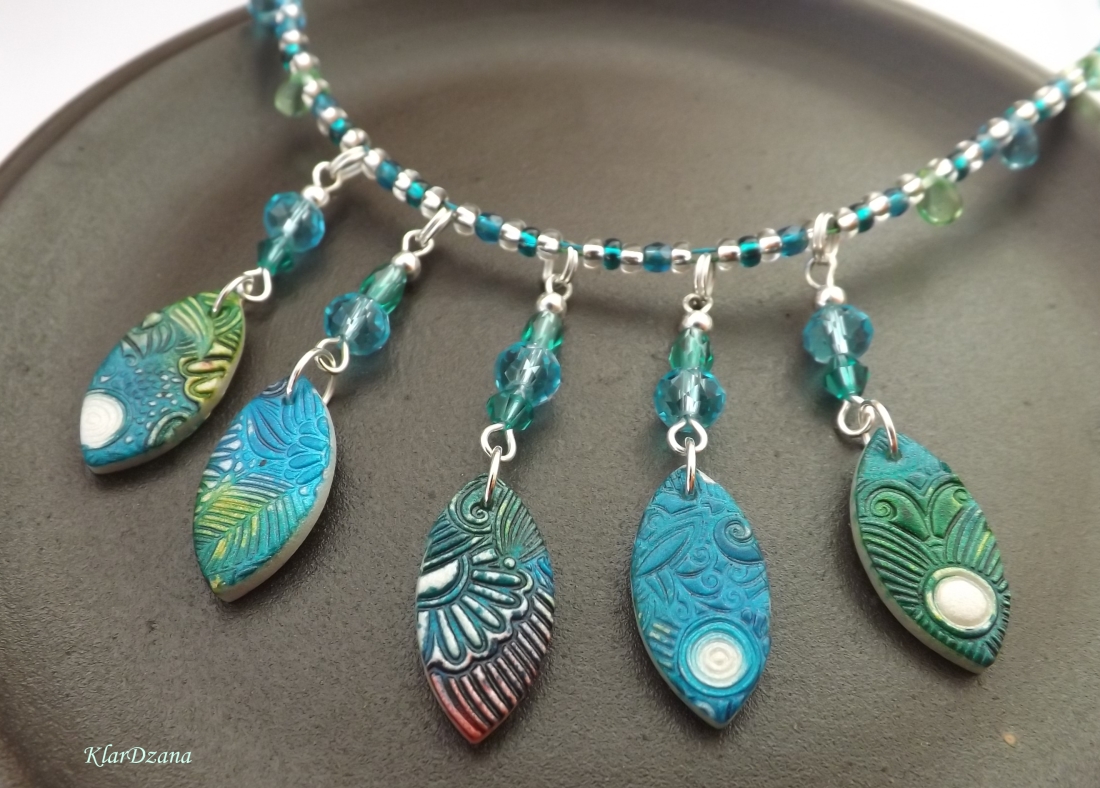 Myriade lístečkový náhrdelník