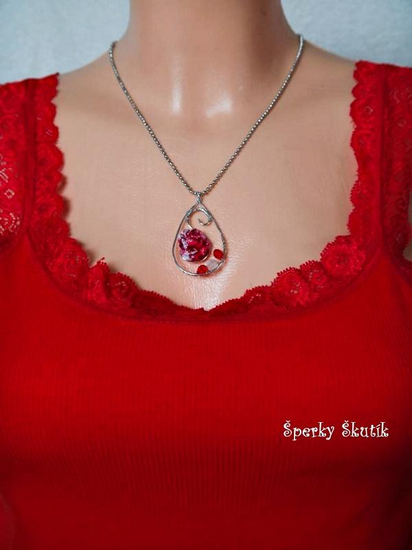 NA0005 - Kapka s růží