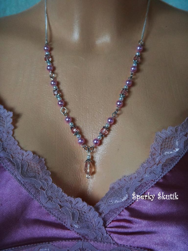 NA0048 - Růžová slza s korálky