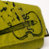 Vyšívaná peněženka - Housle na zelené
