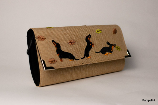 Vyšívaná peněženka - Jezevčíci na béžové