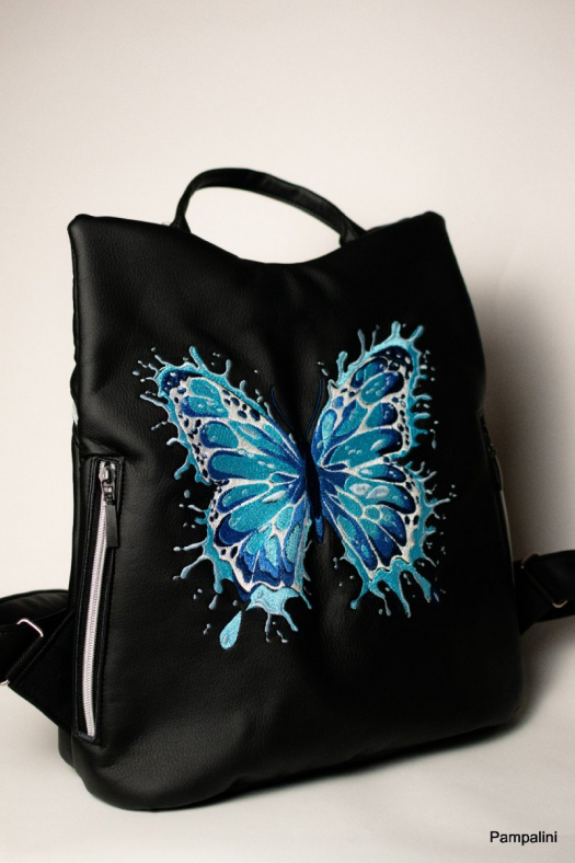 Vyšívaný batoh Safe - Motýl modrý