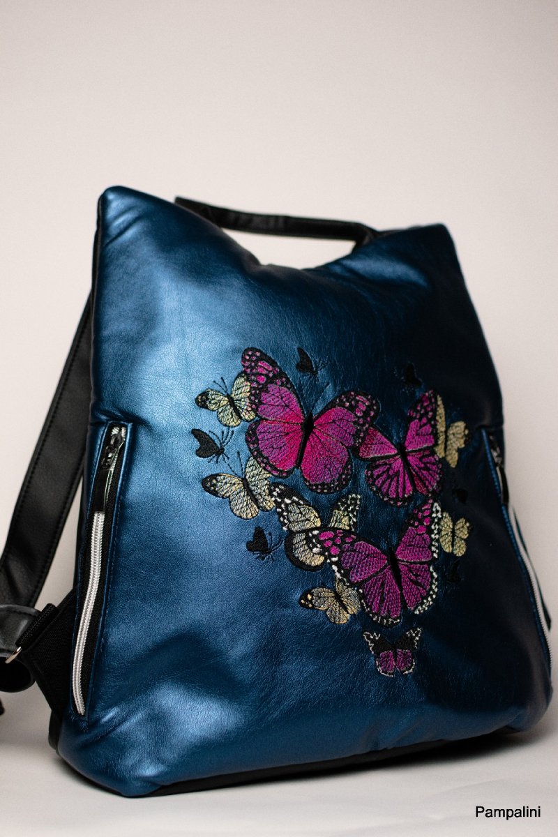 Vyšívaný batoh Safe - Motýli na modré