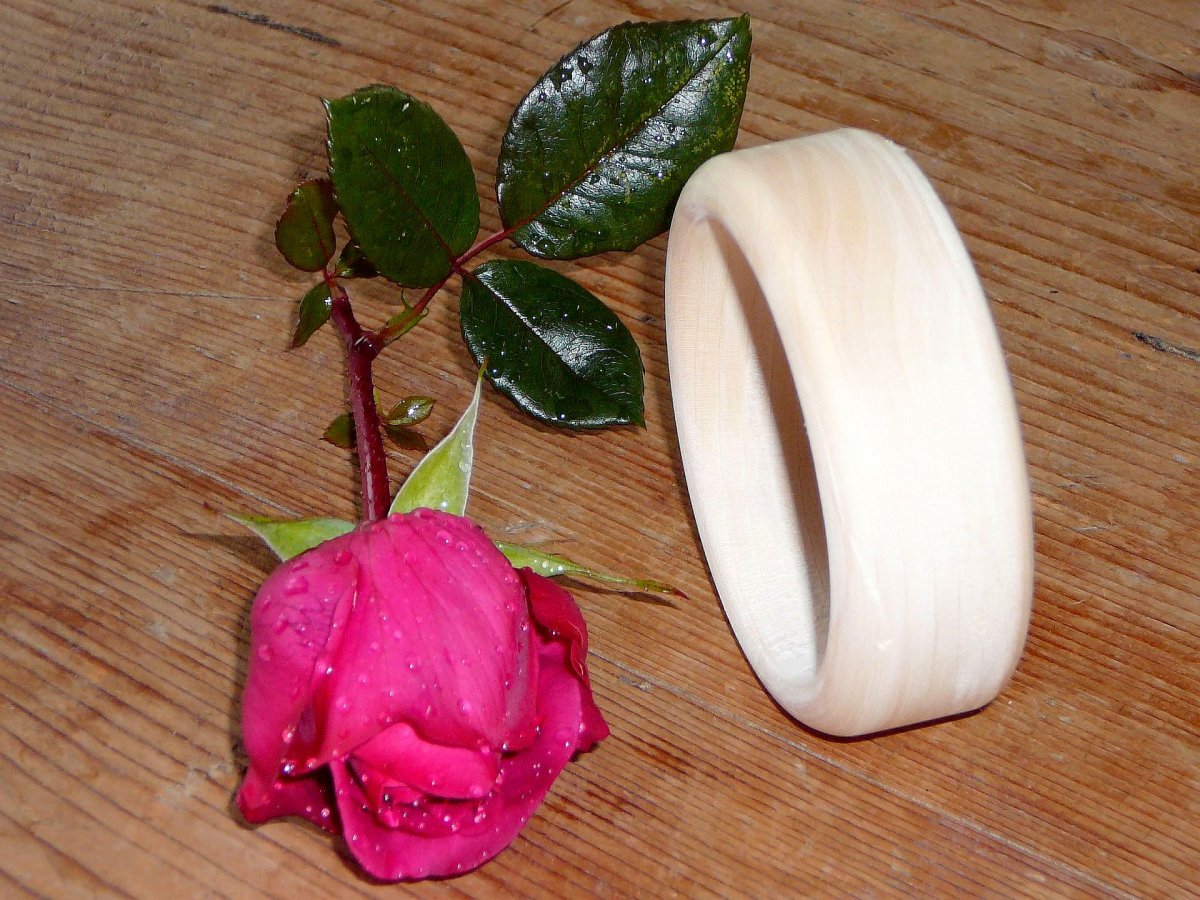 Náramek k dotvoření - javor