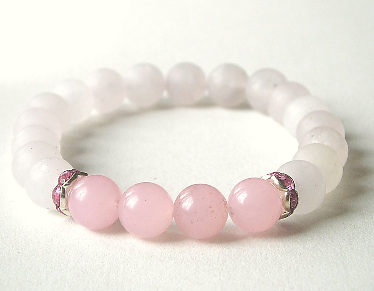 Náramek z růženínu..kámen lásky