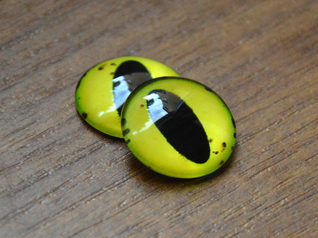 Kabošon oči č. 71 / 20 mm