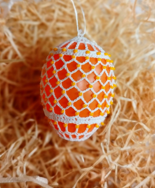 Kraslice obháčkovaná