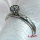 Lampur-exkluzivní ručně kovaný zásnubní prsten z damascénské oceli se zirkonem