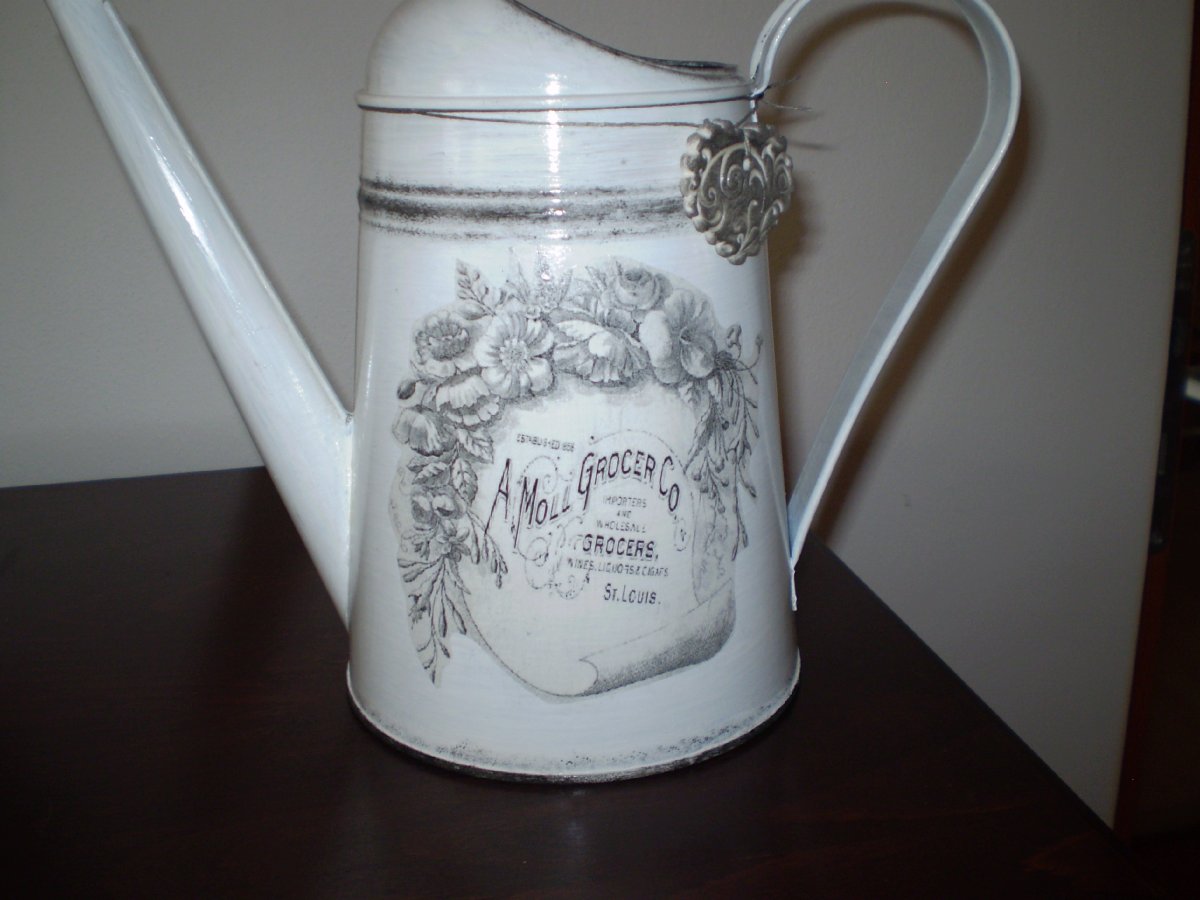 Konvička -  Černobílá  starodávná