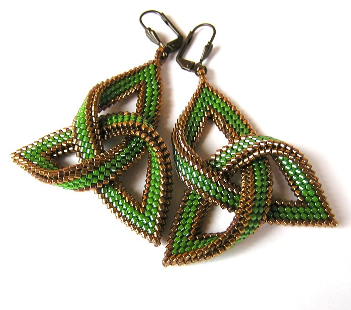 Keltské uzly v zelené