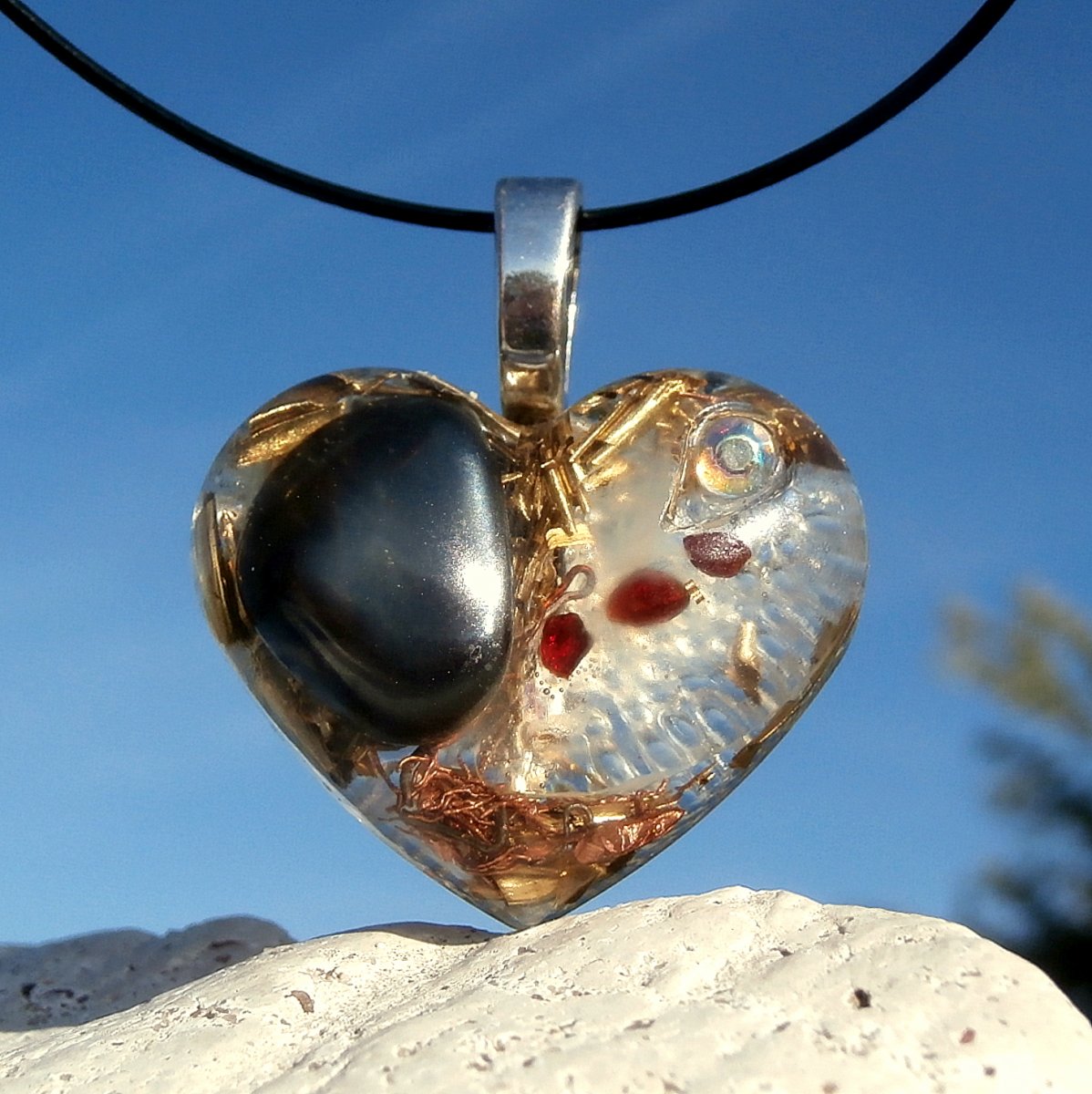 Orgonit, *Hematit - čistí krev*