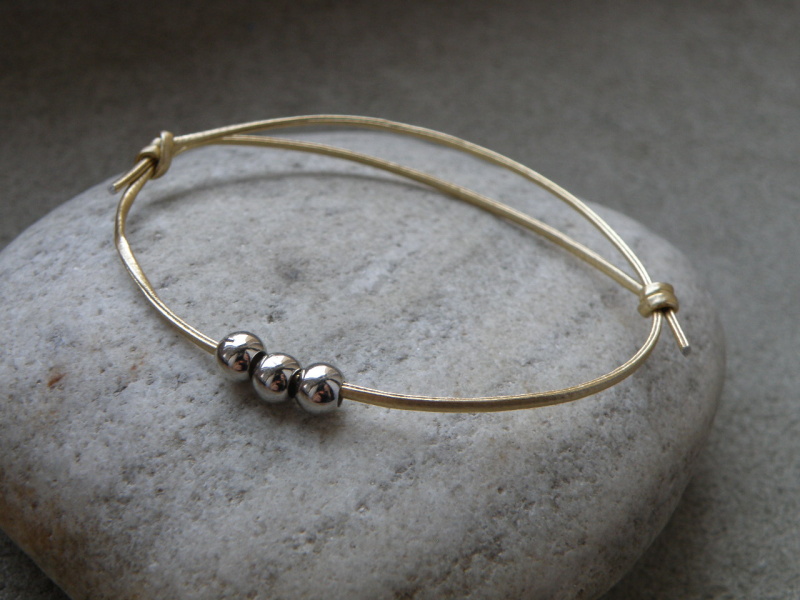 Náramek  - eko kůže zlatá