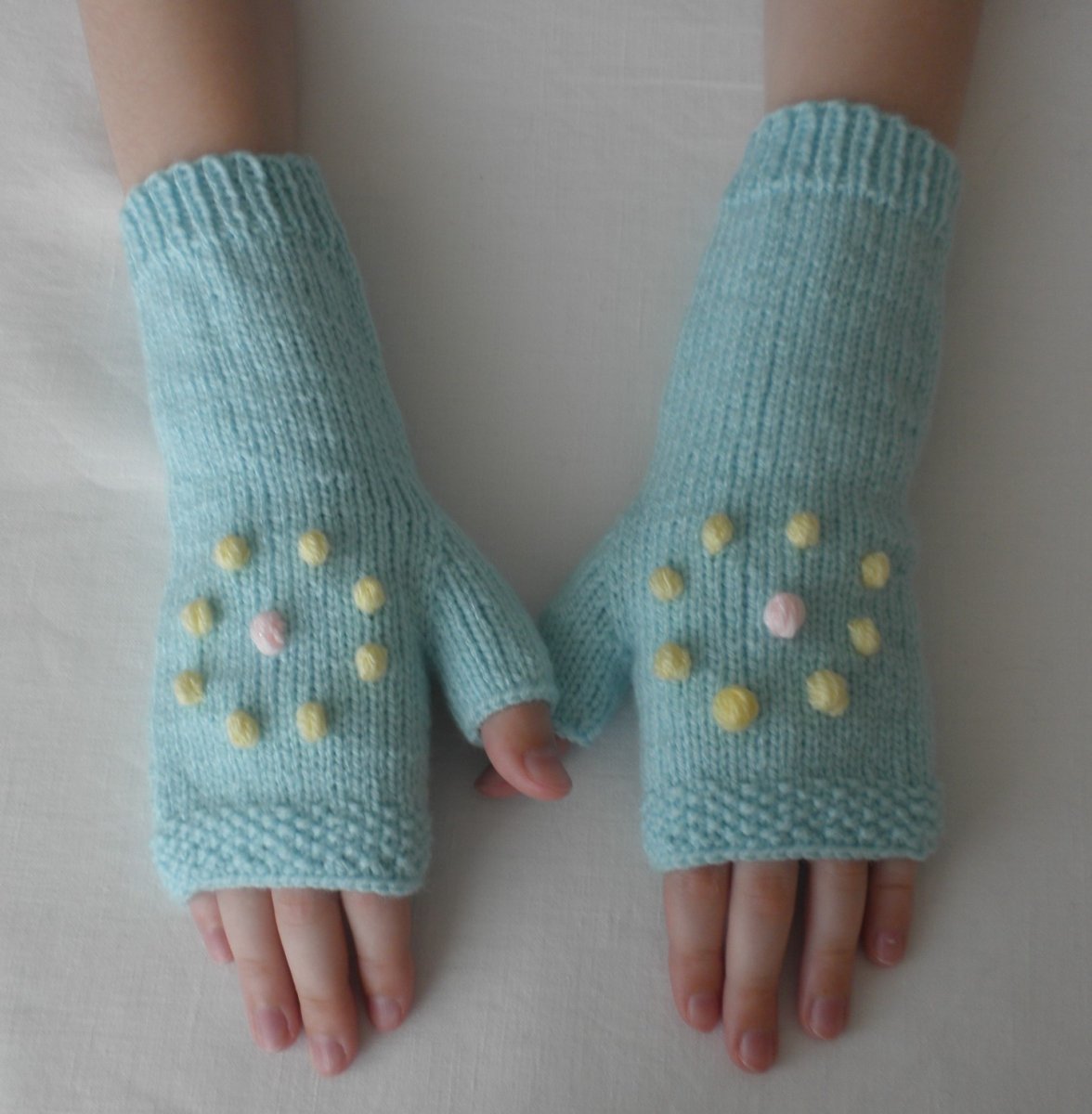 Rukavice - návleky s nopkami