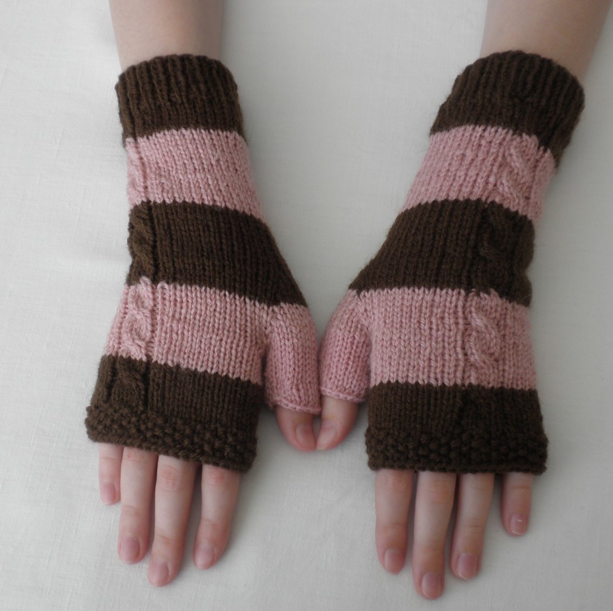 Rukavice - návleky proužkové