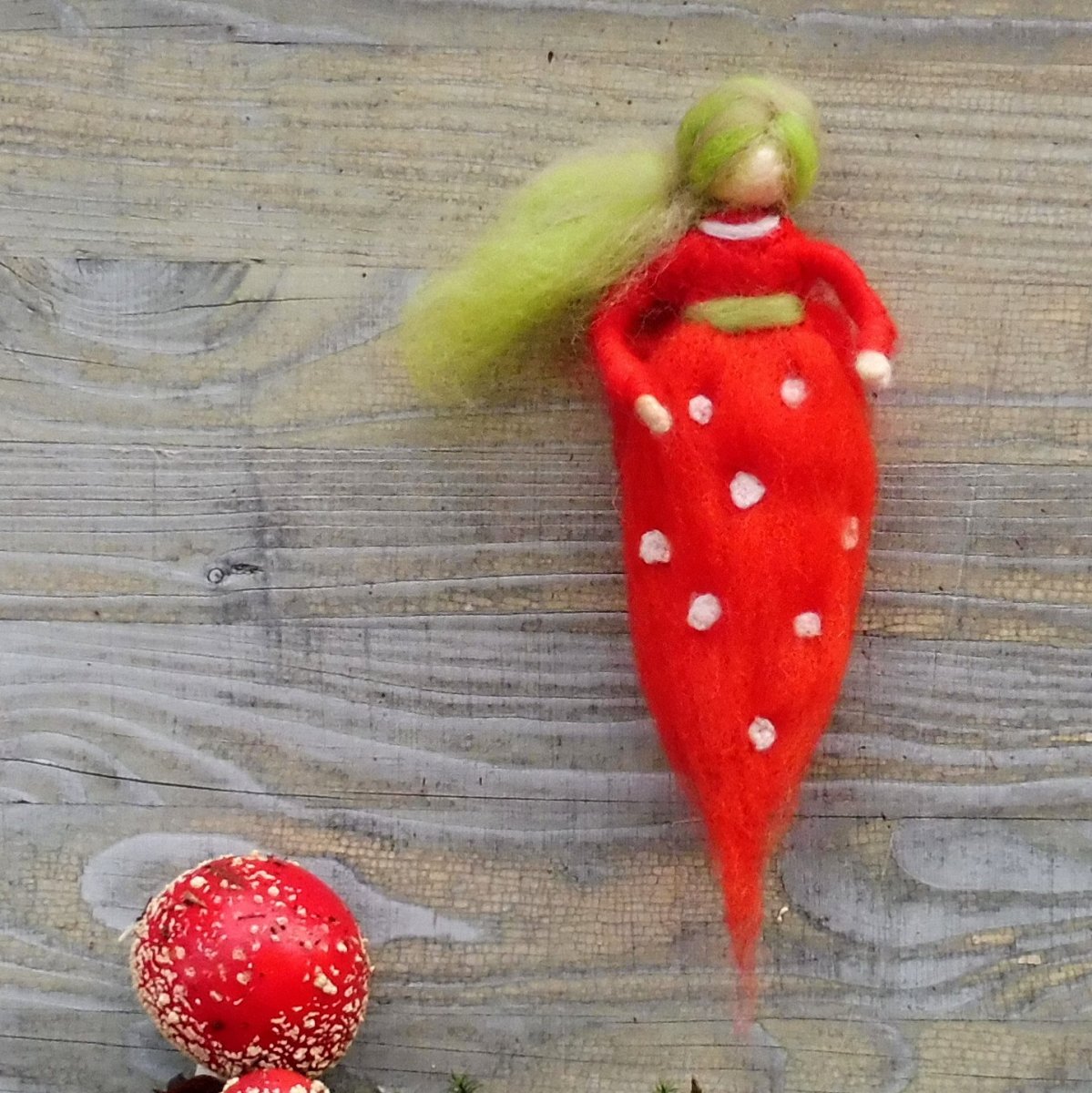 Plstěná andělka muchomůrka