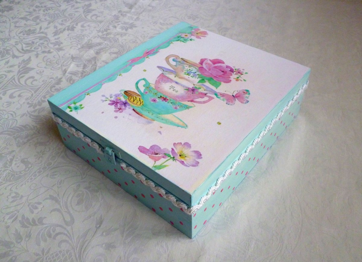 krabička na čaj 9 přihrádek Motýli MH1