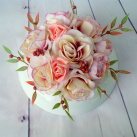 Dekorace na stůl_Lososové růže v keramice do sady k věnci Mozart