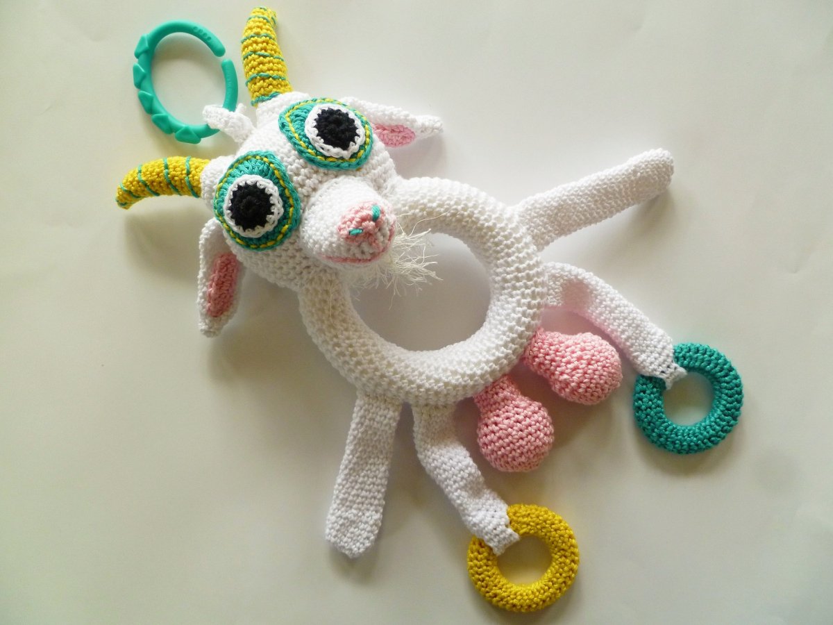 Koza Líza - interaktivní hračka