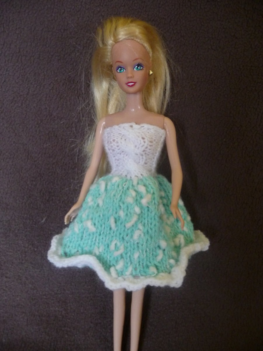 Barbie-Šatičky zelené zasněžené