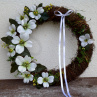 Přírodní věnec s klematisem_35 cm