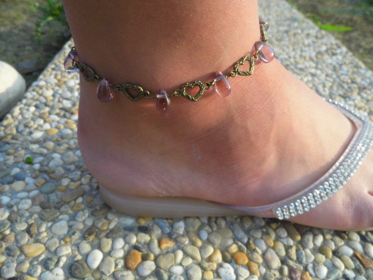 Náramek na nohu - srdíčkový