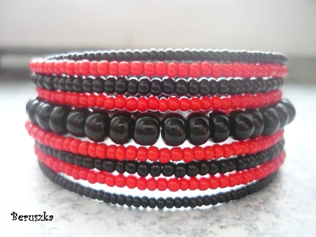 Paměťový náramek - černá s červenou