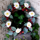 Věnec na dveře s bílými růžičkami_30 cm