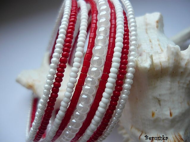 Paměťový náramek - červená s bílou