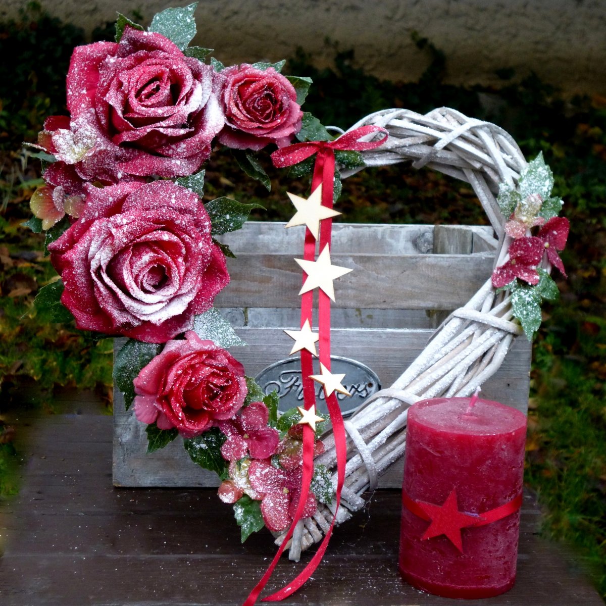 Pod hvězdami_ zasněžené srdce červené