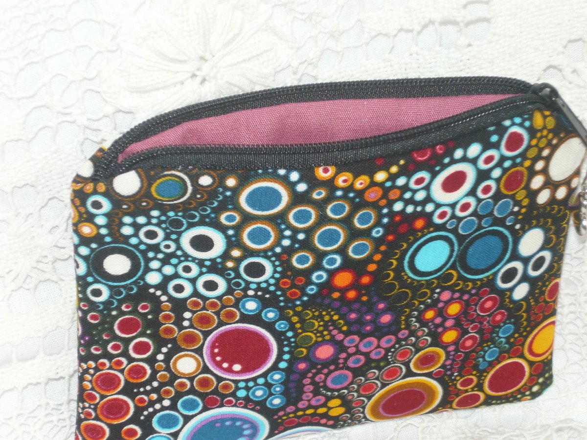 Taštička / pouzdro  - bublinky