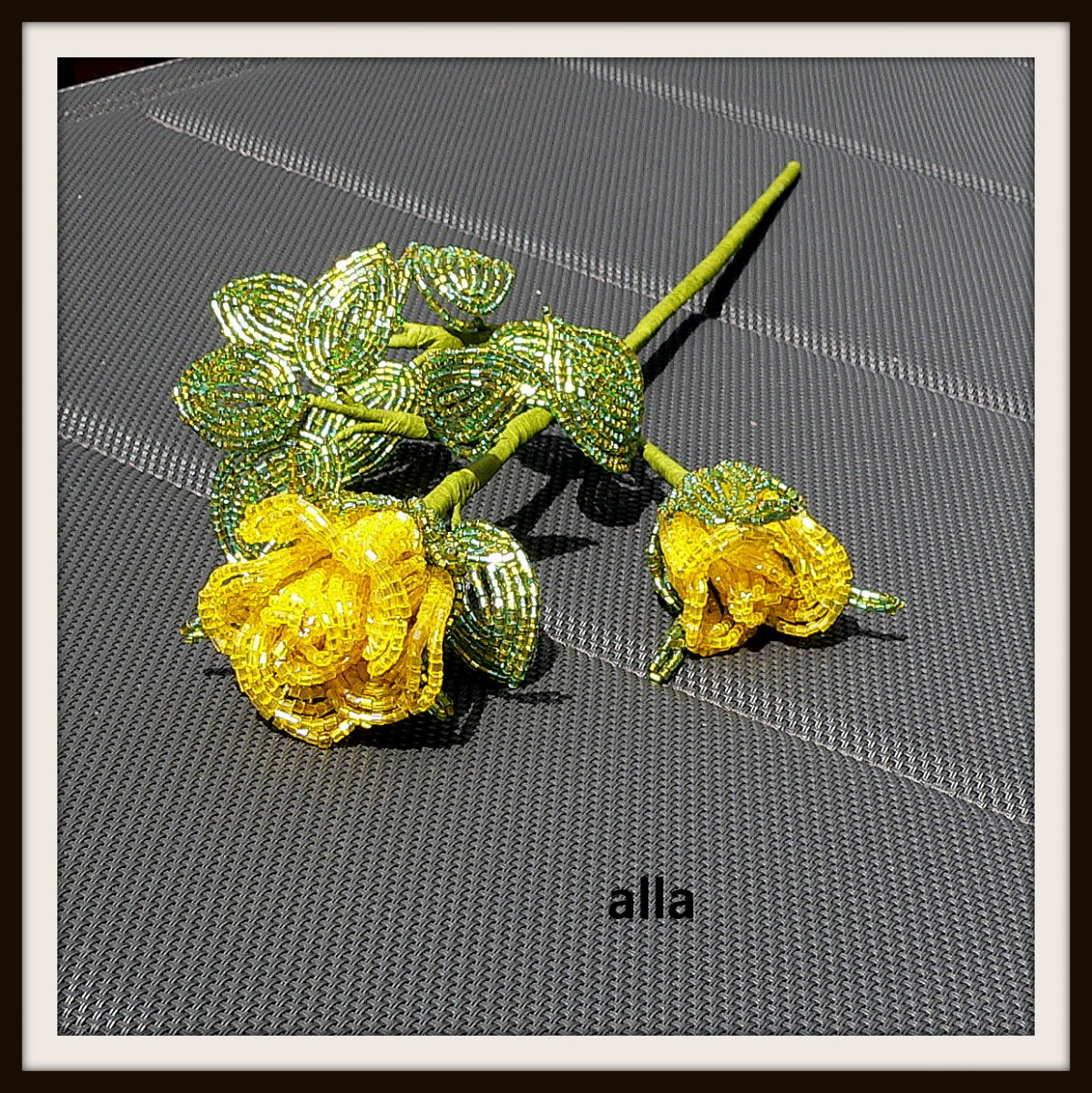 č. 4 - růže poupata - T A 4