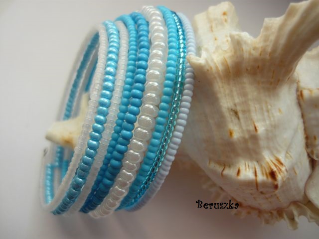 Paměťový náramek - ledový