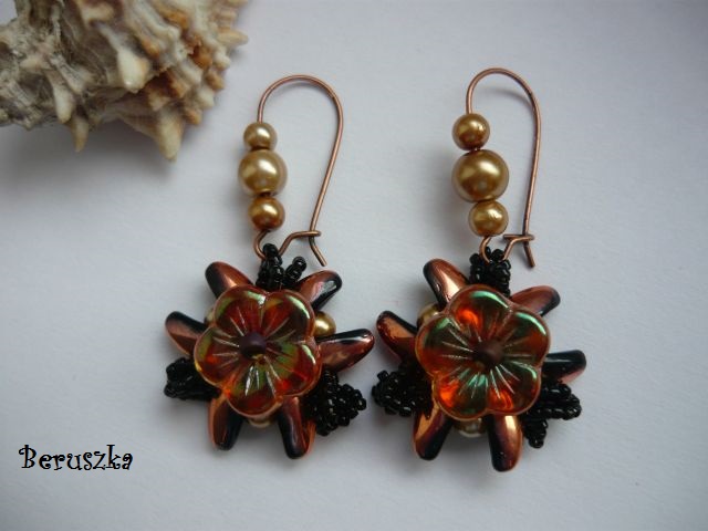 Květinky - černo-zlaté