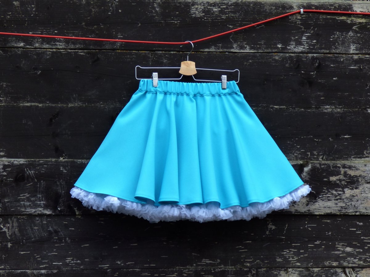 FuFu sukně tyrkysová s bílou spodničkou