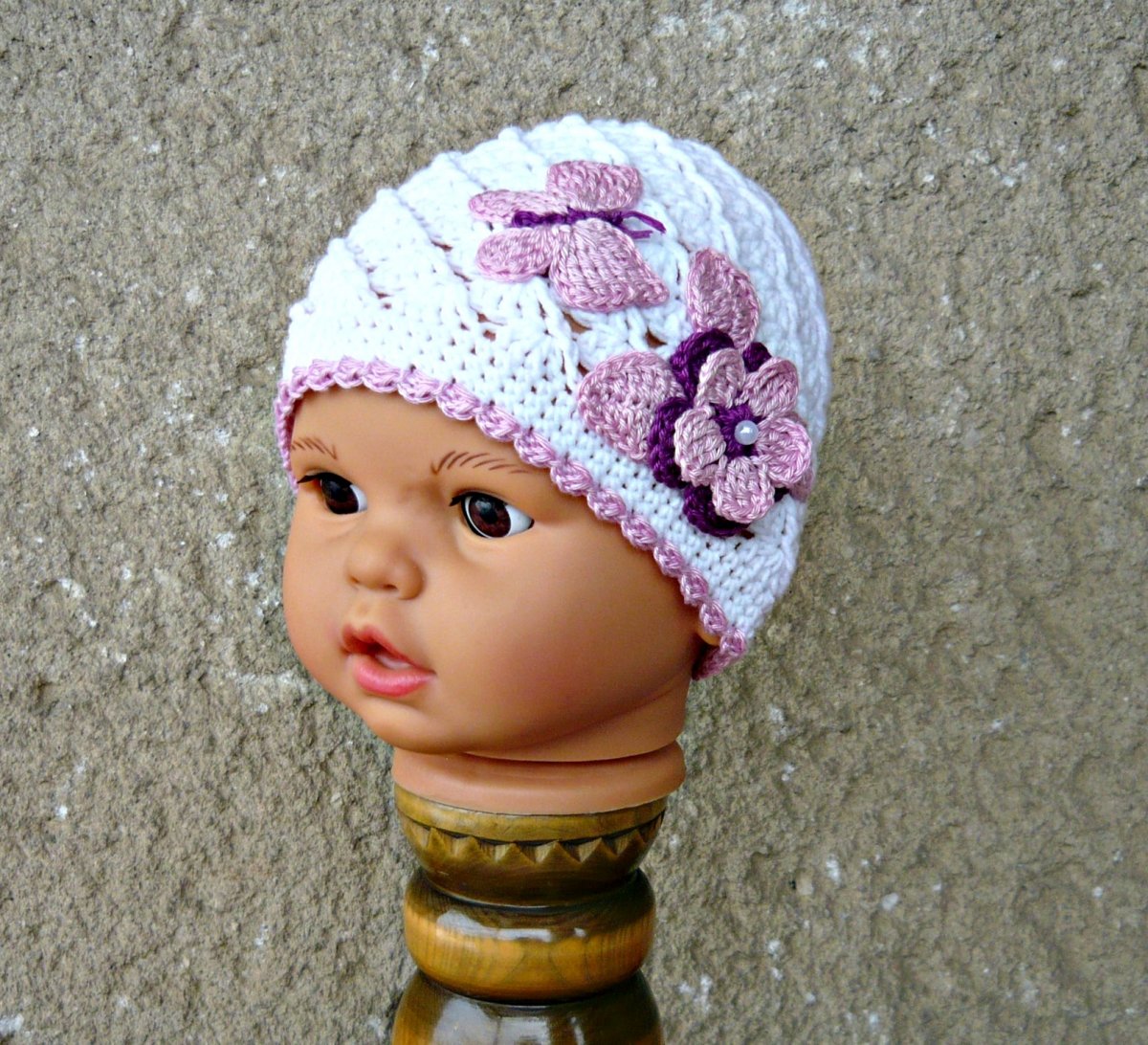  Háčkovaná čepička ....