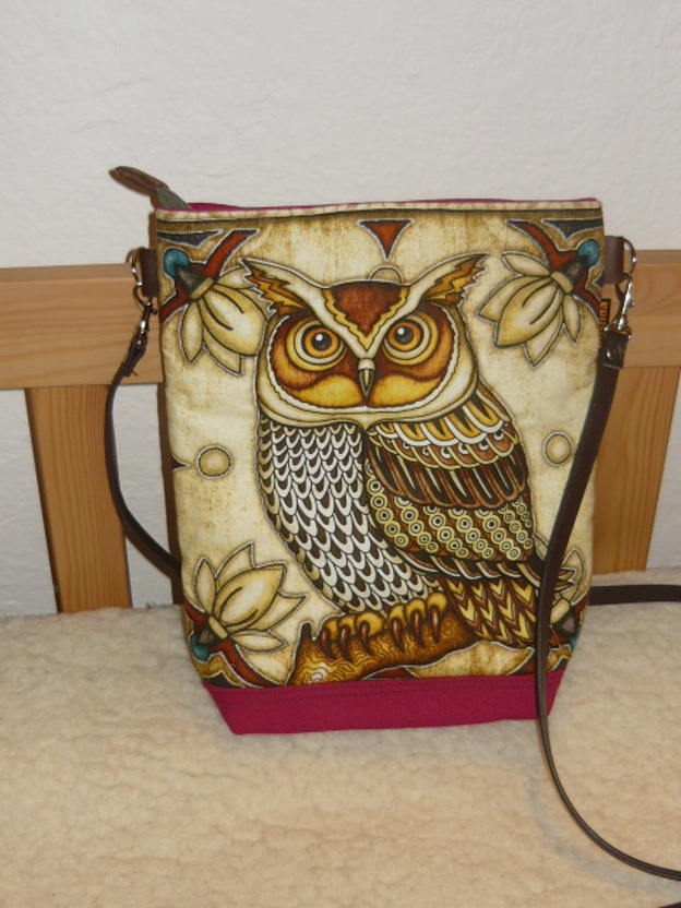 Kabelka se sovou