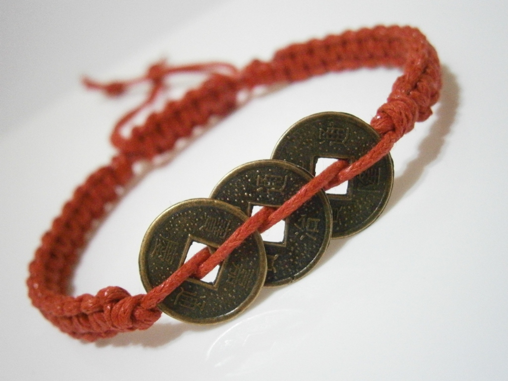 Ochranný náramek s čínskými mincemi 