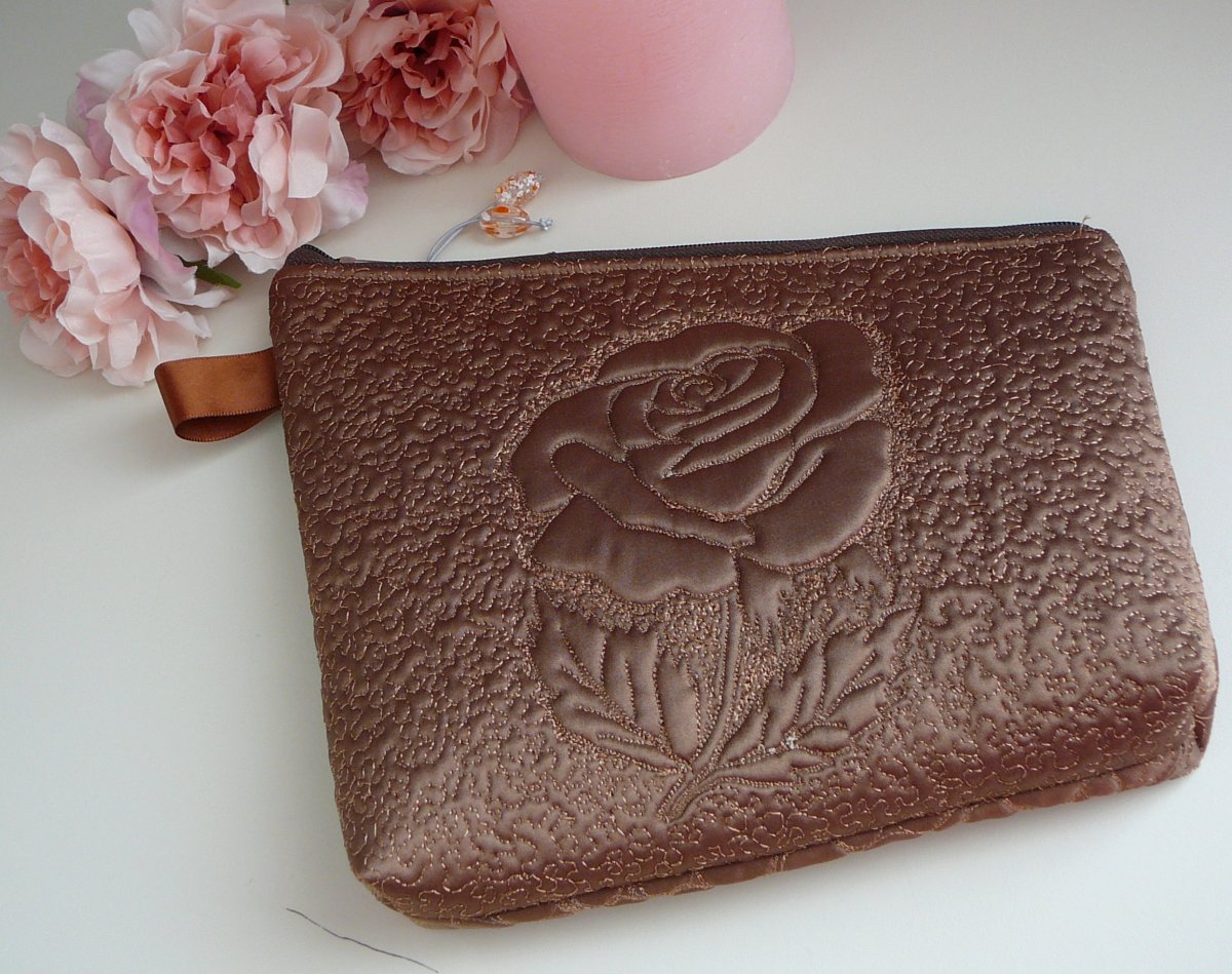 Elegantní taštička.